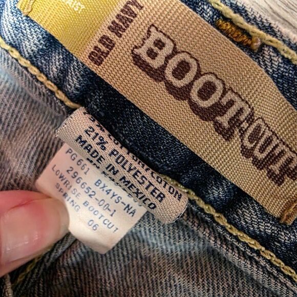 VTG Y2K 2006 Old Navy Ultra Low Rise Distressed Boot Cut Jeans Size 1 - Picture 5 of 7